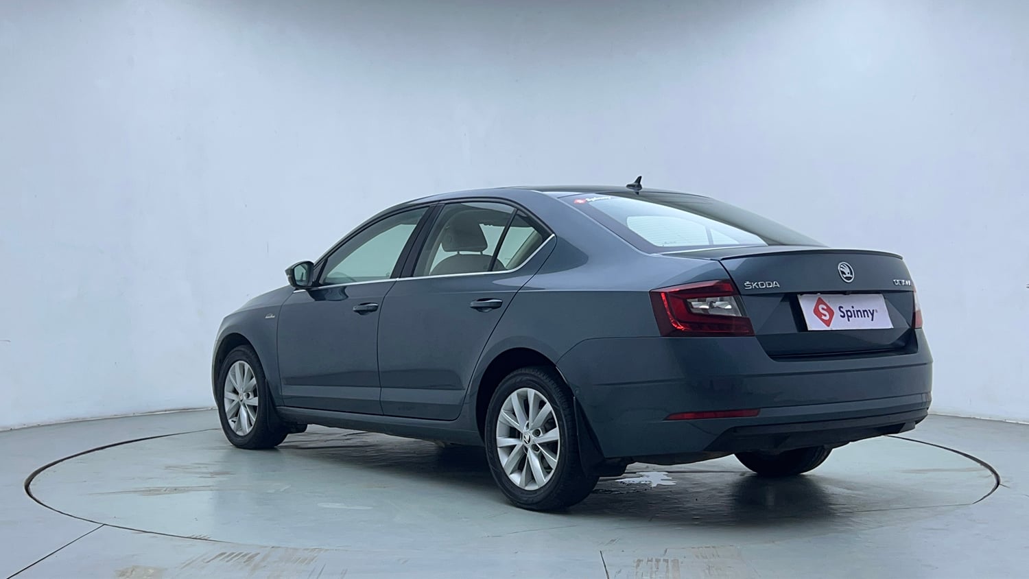 Used 2018 Skoda Octavia 1.8 TSI L&K Petrol Automatic exterior LEFT REAR CORNER VIEW