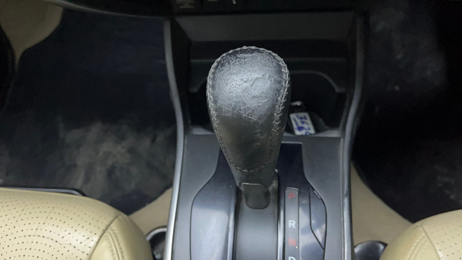 Used 2015 Honda City VX CVT Petrol Automatic interior GEAR  KNOB VIEW
