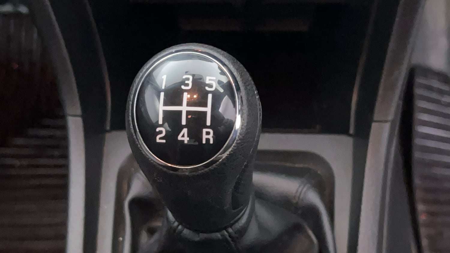 Used 2022 Toyota Urban Cruiser High Grade MT Petrol Manual interior GEAR  KNOB VIEW