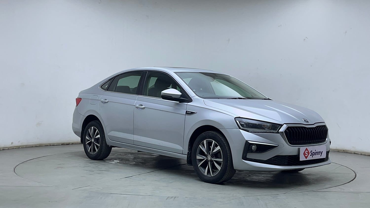 Used 2022 Skoda Slavia Style 1.0L TSI AT Petrol Automatic exterior RIGHT FRONT CORNER VIEW
