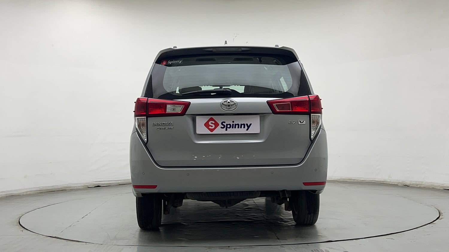 Used 2022 Toyota Innova Crysta VX 2.7 7 STR Petrol Manual exterior BACK VIEW