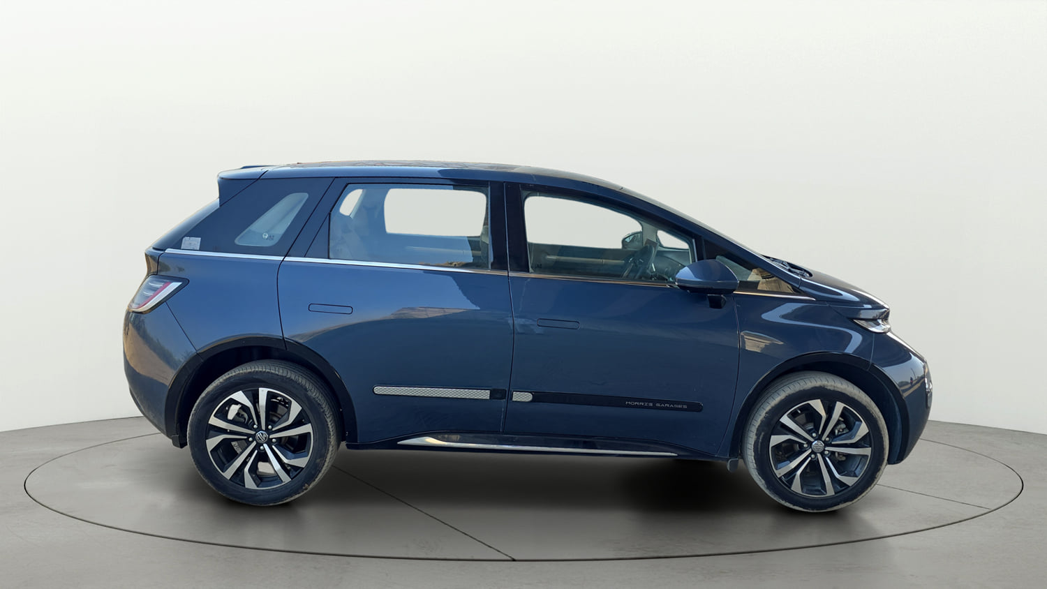 Used 2025 MG Motors Windsor EV Essence Pro Electric Automatic exterior RIGHT SIDE VIEW