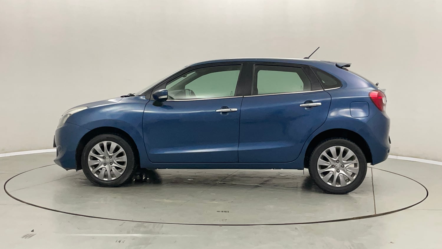 Used 2018 Maruti Suzuki Baleno Alpha 1.2 AT Petrol Automatic exterior LEFT SIDE VIEW