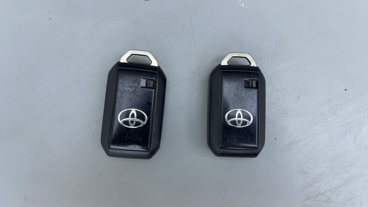 Used 2022 Toyota Glanza V Petrol Manual extra CAR KEY VIEW