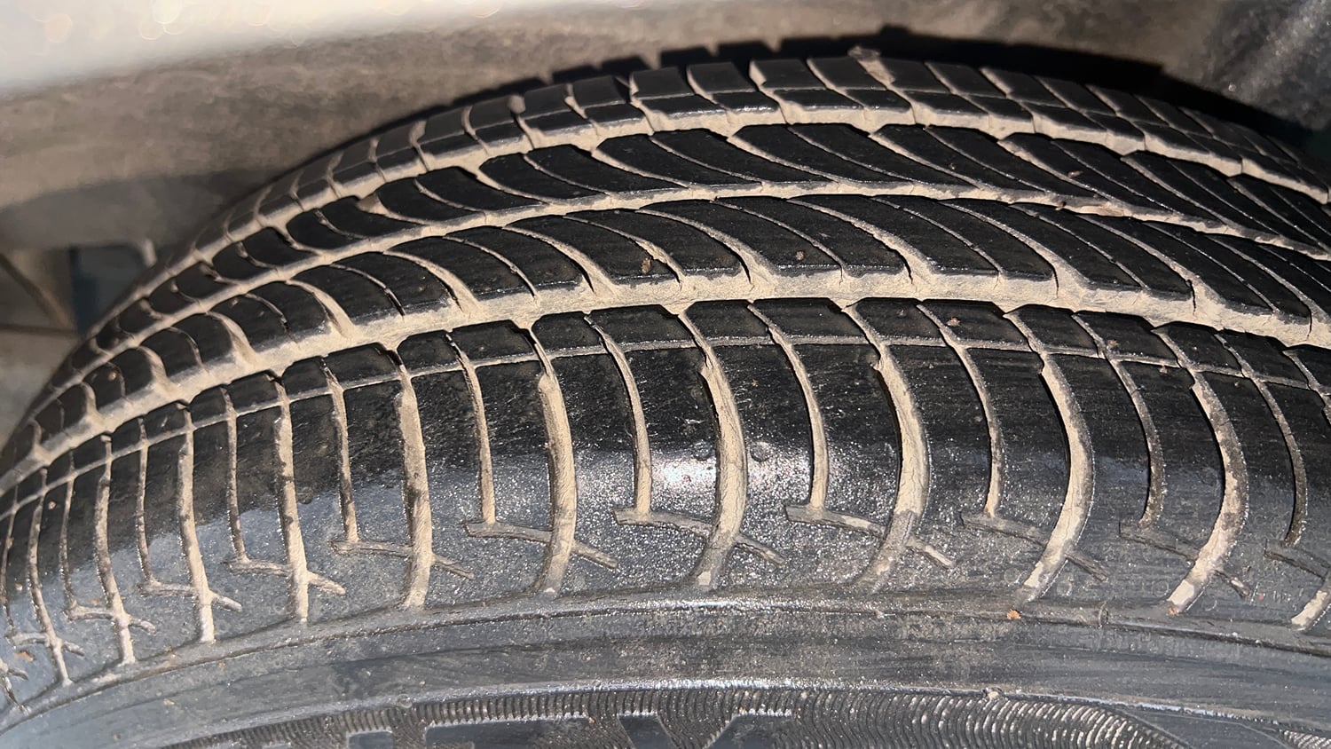 Used 2019 Maruti Suzuki Wagon R 1.0 VXi 1.0 Petrol Manual tyres LEFT REAR TYRE TREAD VIEW
