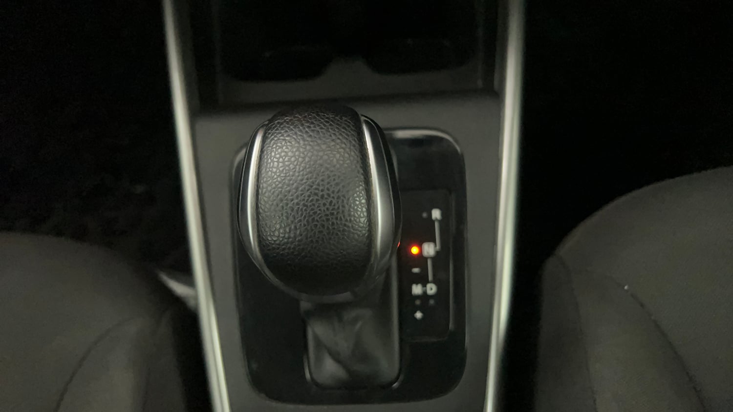 Used 2022 Maruti Suzuki Baleno Alpha AGS Petrol Automatic interior GEAR  KNOB VIEW
