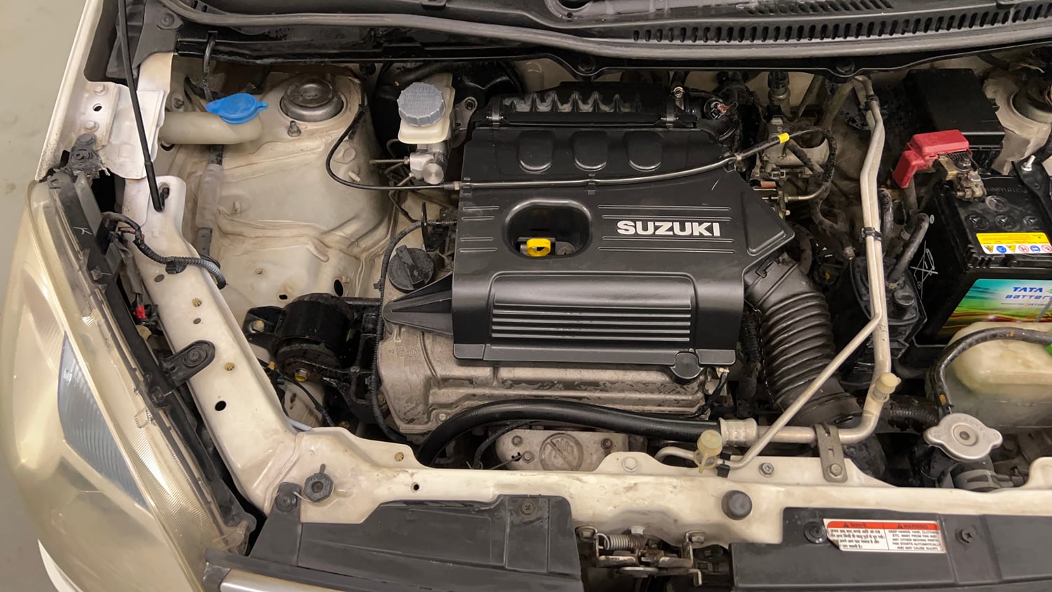 Used 2012 Maruti Suzuki Wagon R LXi Petrol Manual engine ENGINE RIGHT SIDE VIEW