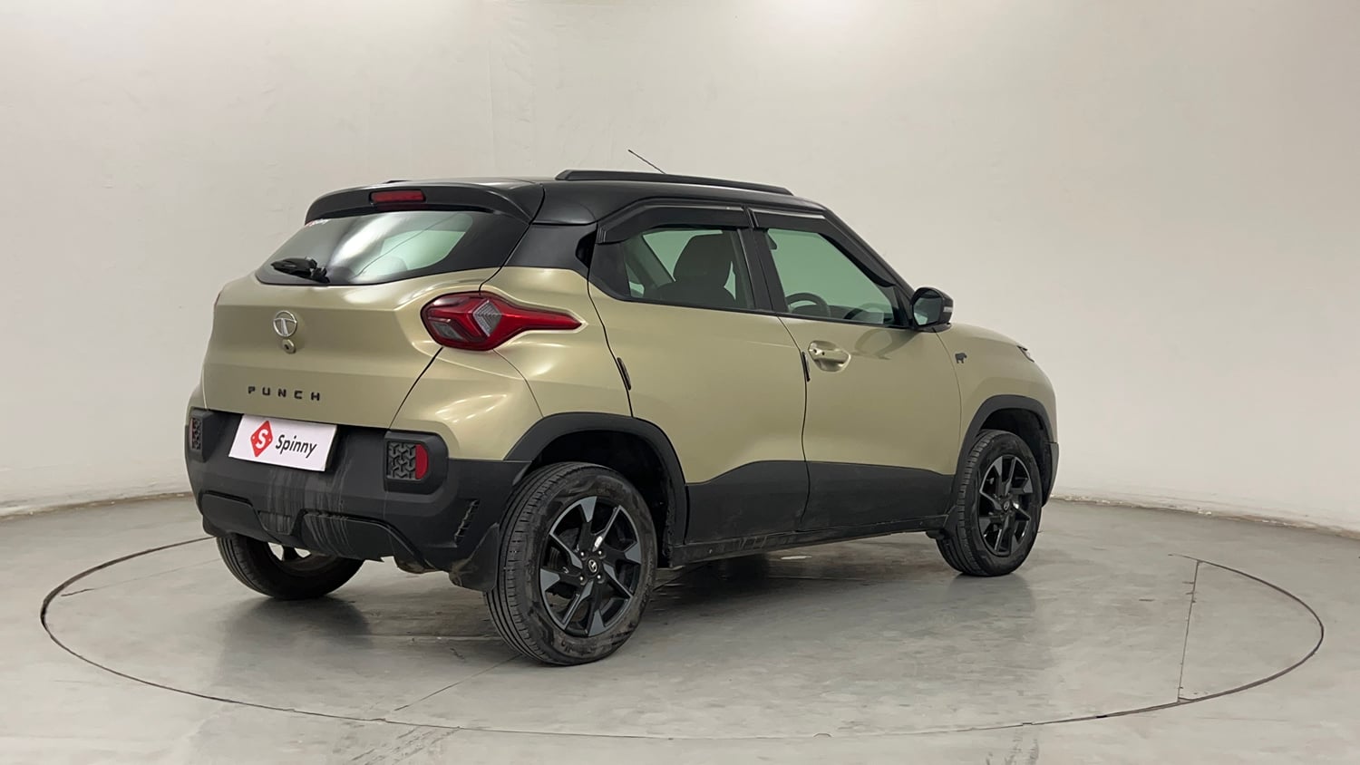 Used 2022 Tata Punch Kaziranga Creative MT Petrol Manual exterior RIGHT REAR CORNER VIEW