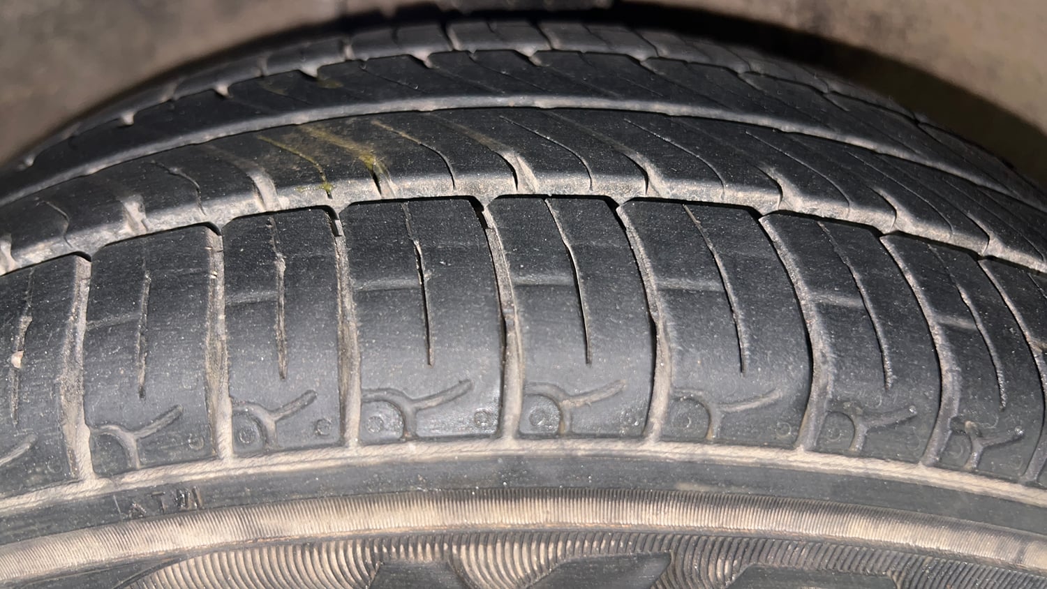 Used 2017 Maruti Suzuki Alto K10 VXi Petrol Manual tyres RIGHT FRONT TYRE TREAD VIEW