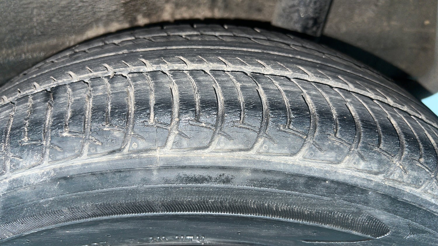 Used 2019 Maruti Suzuki Wagon R ZXi 1.2 AMT Petrol Automatic tyres LEFT REAR TYRE TREAD VIEW