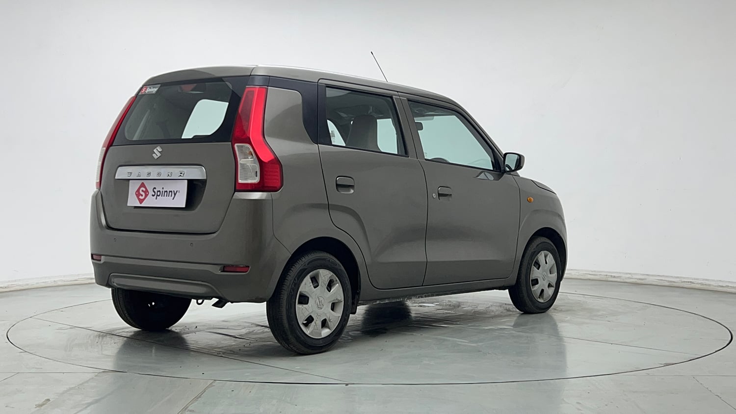 Used 2019 Maruti Suzuki Wagon R 1.0 VXi 1.0 Petrol Manual exterior RIGHT REAR CORNER VIEW
