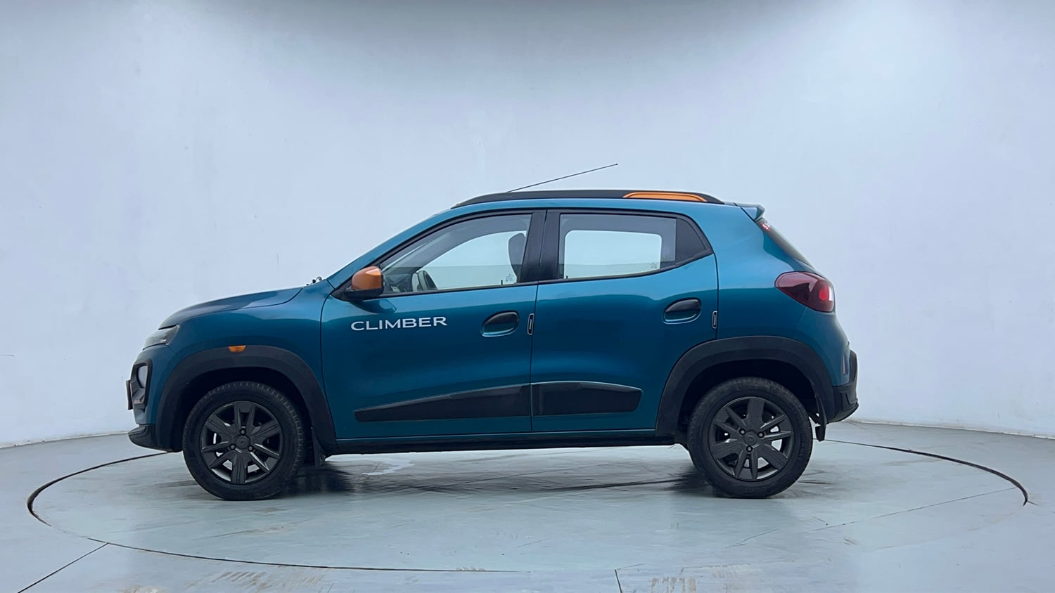 Used 2021 Renault Kwid CLIMBER 1.0 AMT Opt Petrol Automatic exterior LEFT SIDE VIEW