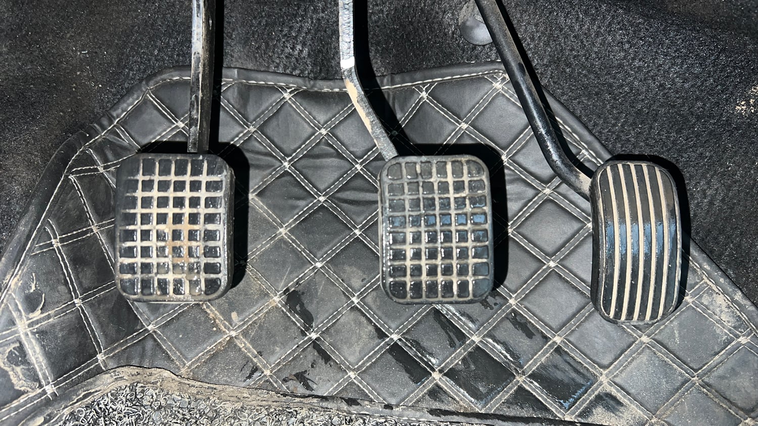 Used 2018 Tata Tiago Revotron XT Petrol Manual interior PEDALS VIEW