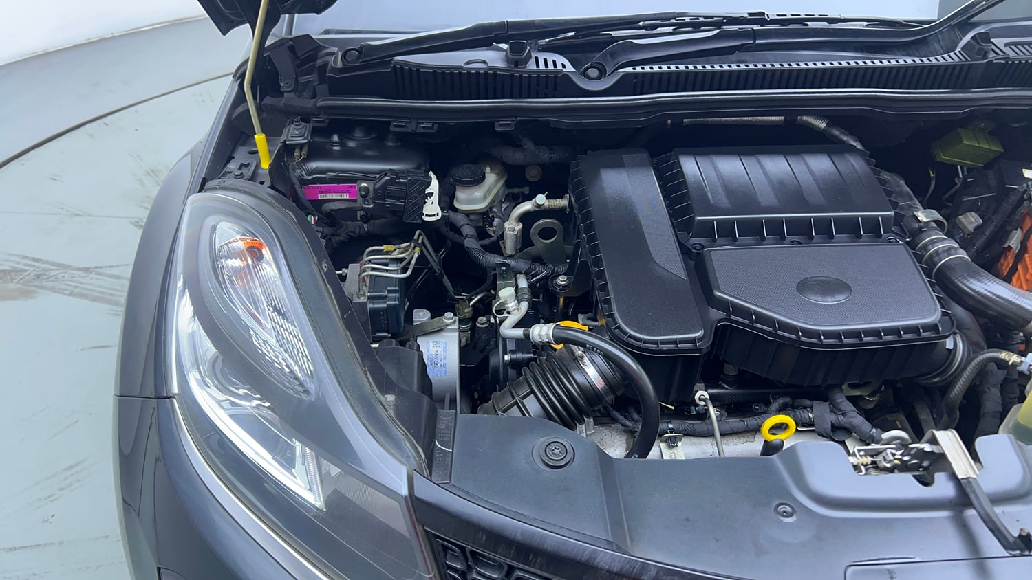 Used 2018 Tata Nexon XZA Plus Diesel Diesel Automatic engine ENGINE RIGHT SIDE VIEW