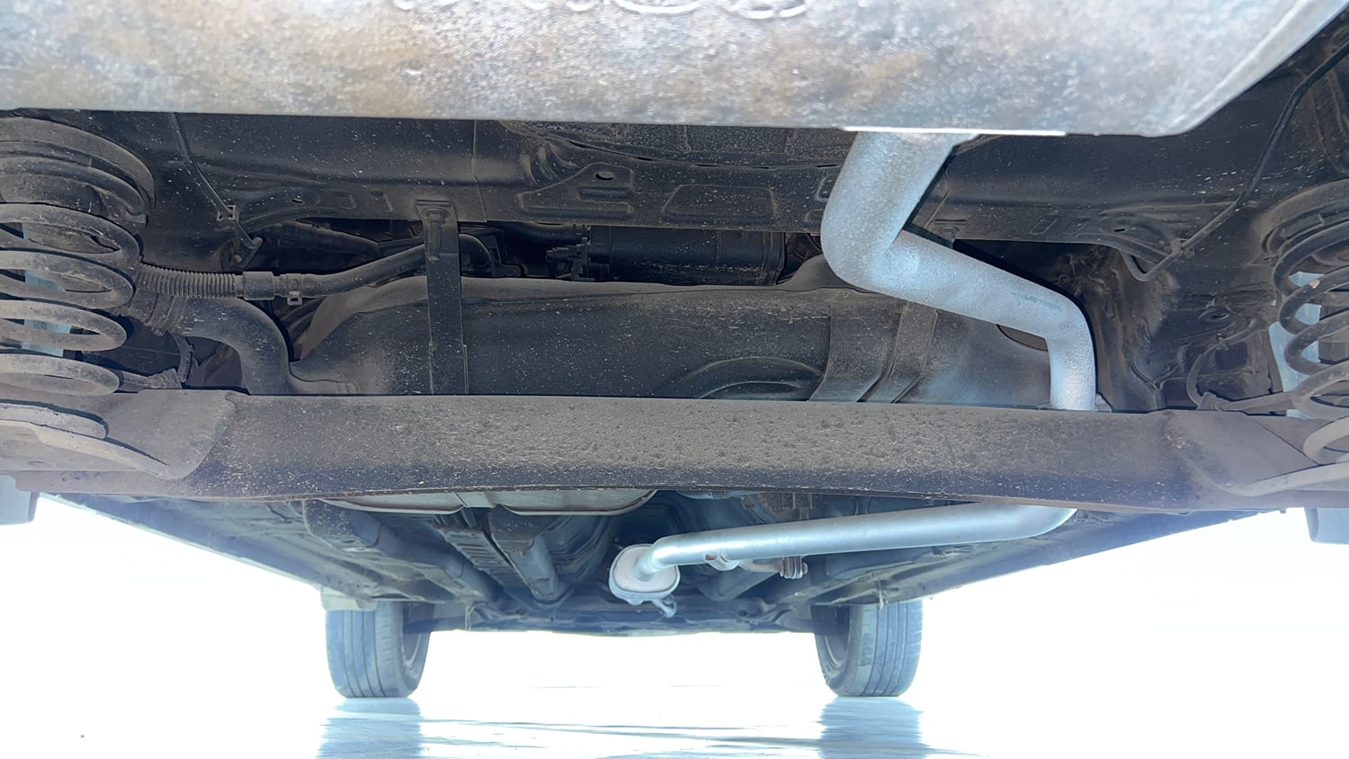 Used 2017 Hyundai Creta 1.6 SX Plus AT Petrol Petrol Automatic extra REAR UNDERBODY VIEW (TAKEN FROM REAR)