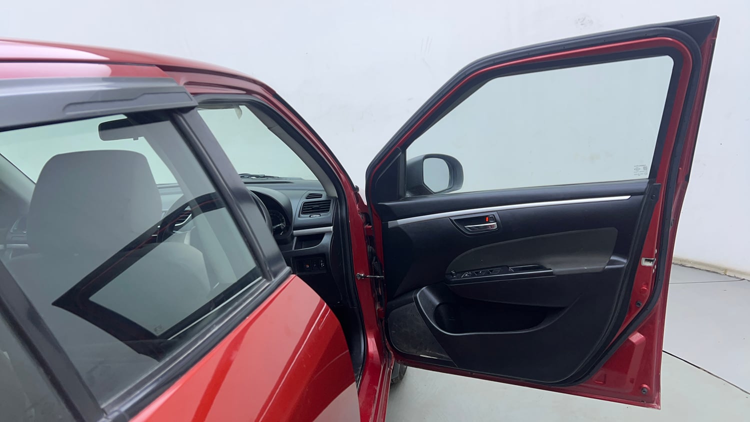 Used 2014 Maruti Suzuki Swift VXi Petrol Manual interior RIGHT FRONT DOOR OPEN VIEW