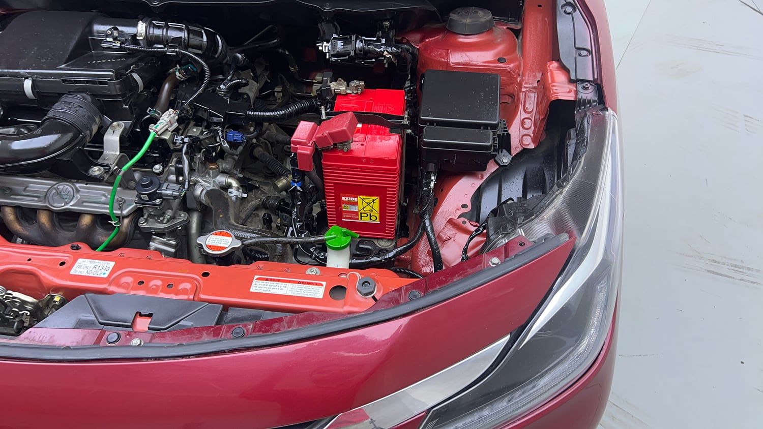Used 2022 Toyota Glanza V Petrol Manual engine ENGINE LEFT SIDE VIEW