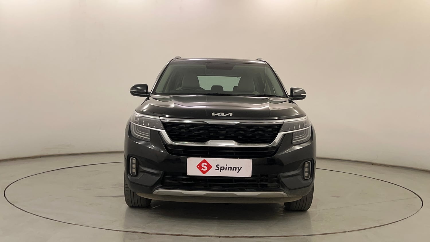 Used 2022 Kia Seltos HTX 1.5 Petrol Manual exterior FRONT VIEW