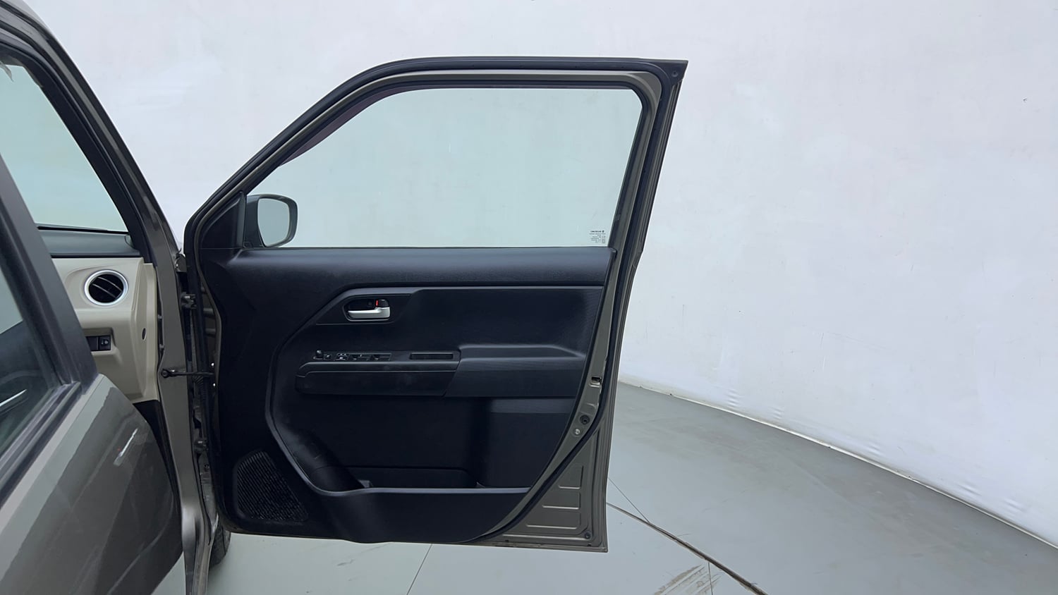 Used 2019 Maruti Suzuki Wagon R ZXi 1.2 Petrol Manual interior RIGHT FRONT DOOR OPEN VIEW