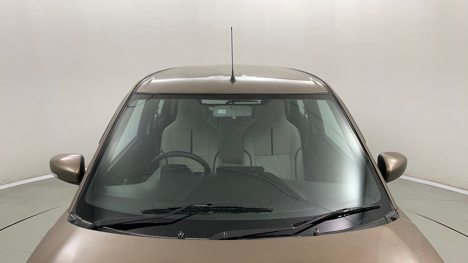 Used 2022 Maruti Suzuki Wagon R ZXI 1.2 Petrol Manual exterior FRONT WINDSHIELD VIEW