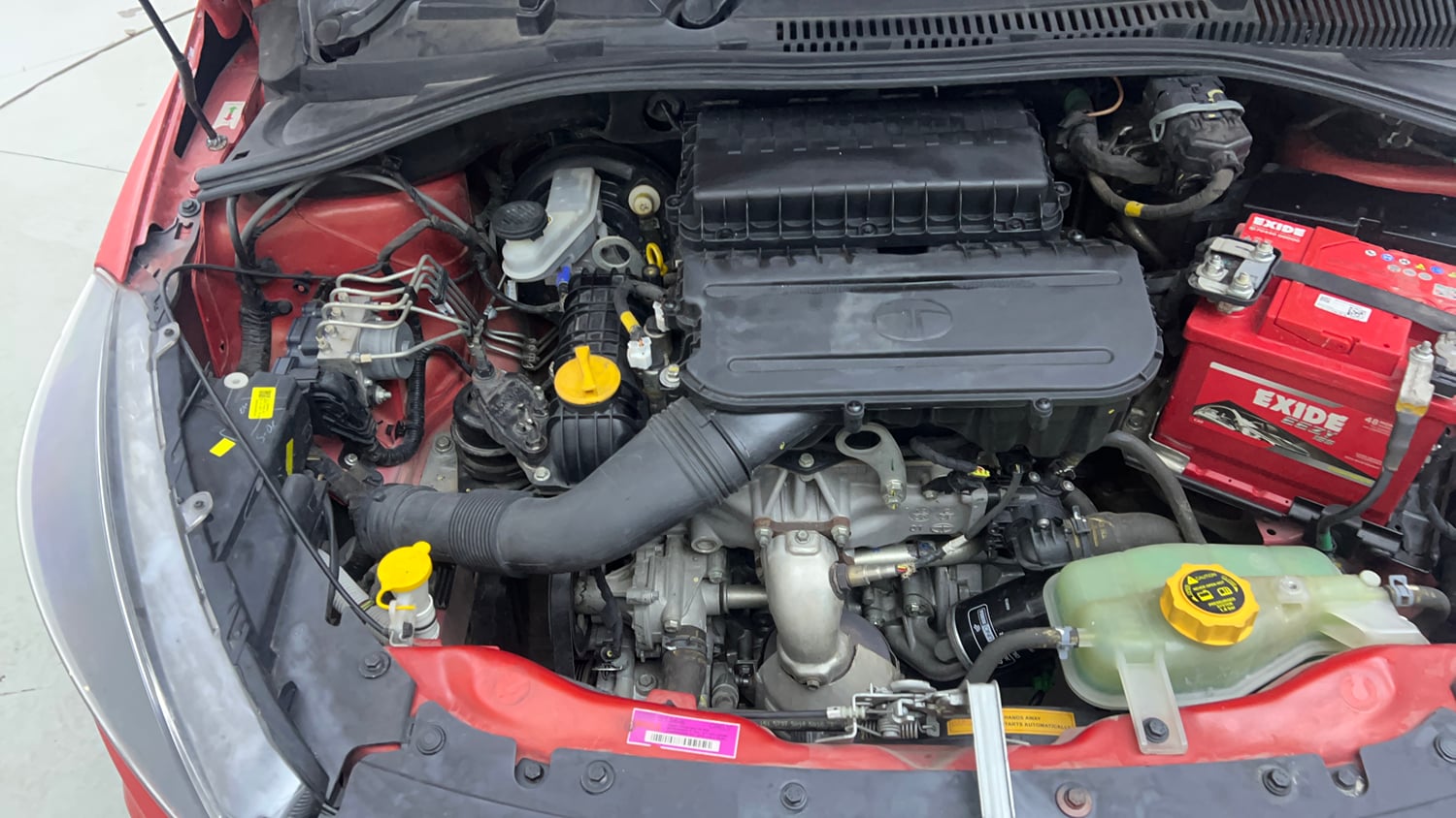 Used 2021 Tata Tiago XZ Plus Petrol Manual engine ENGINE RIGHT SIDE VIEW