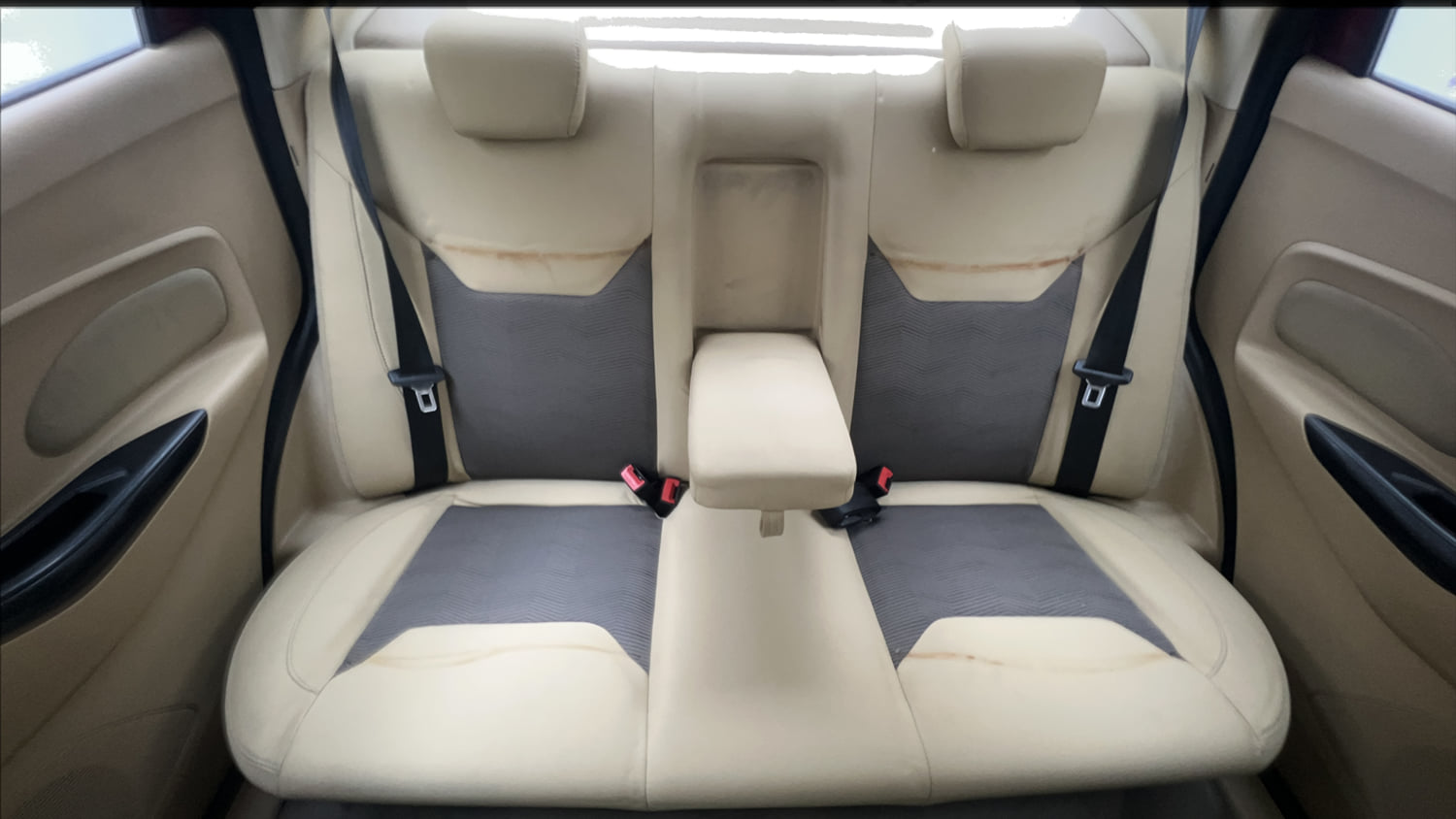 Used 2016 Ford Figo Aspire Titanium1.5 TDCi Diesel Manual interior REAR SEAT CONDITION VIEW