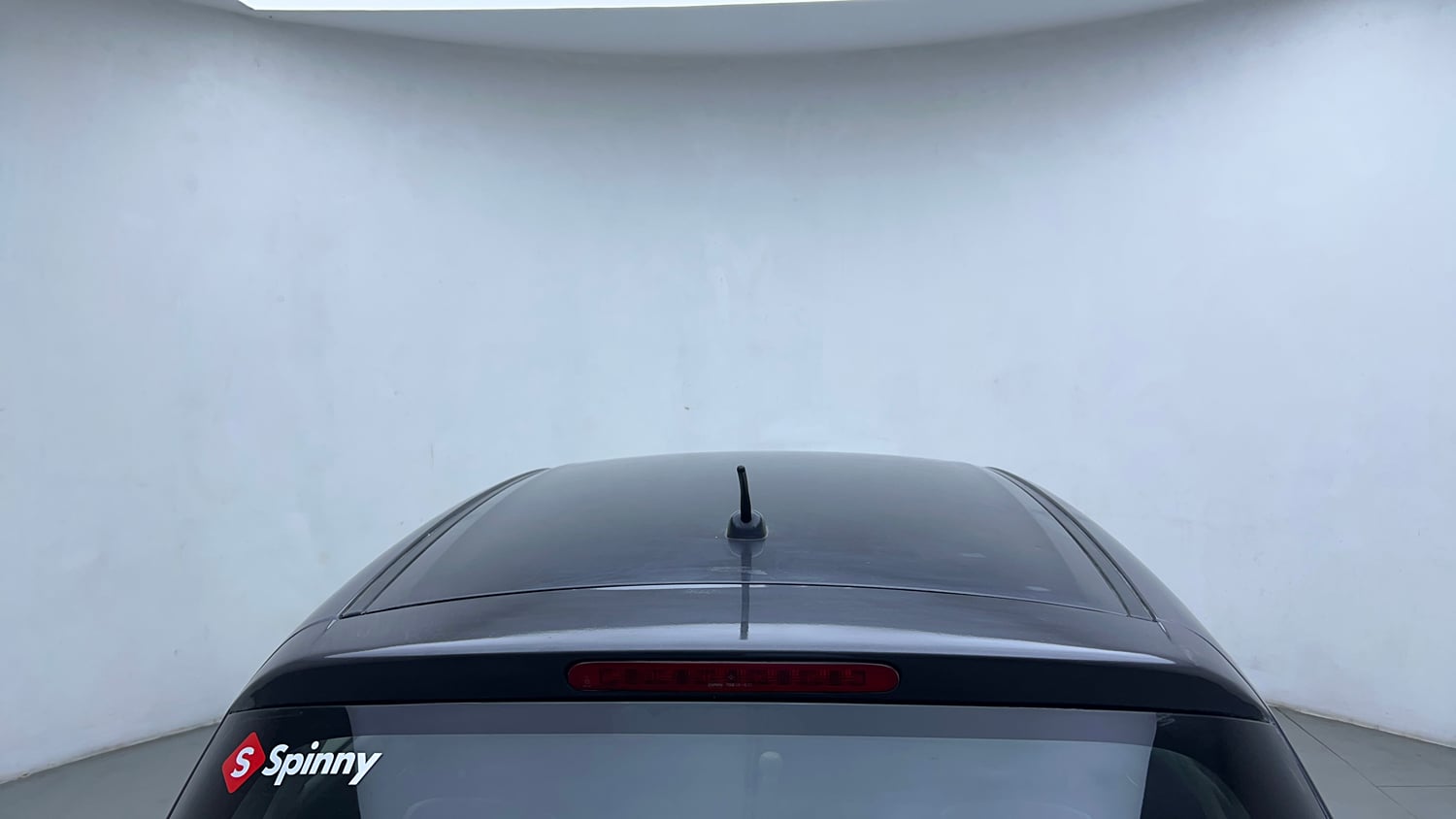 Used 2015 Maruti Suzuki Swift VXi Petrol Manual exterior EXTERIOR ROOF VIEW