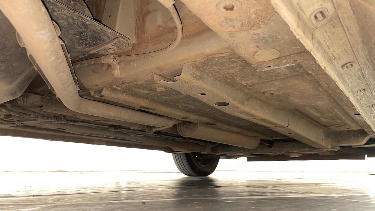 Used 2024 Tata Altroz XM Plus (S) Petrol Manual extra REAR RIGHT UNDERBODY VIEW