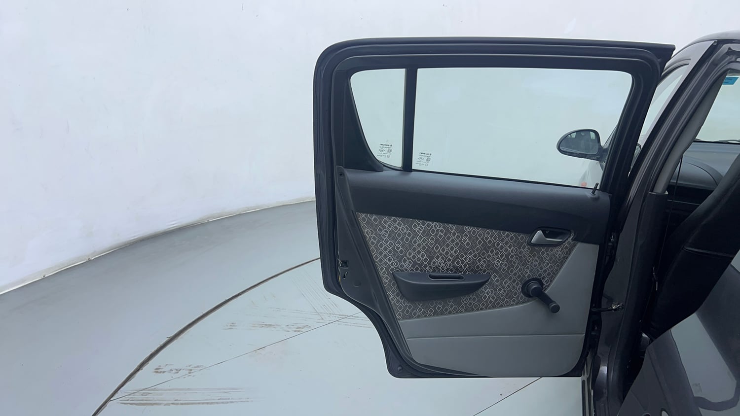 Used 2017 Maruti Suzuki Alto 800 VXi (O) Petrol Manual interior LEFT FRONT DOOR OPEN VIEW