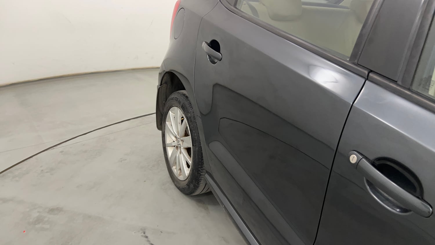 Used 2016 Volkswagen Polo Highline1.2L (P) Petrol Manual dents MINOR SCRATCH