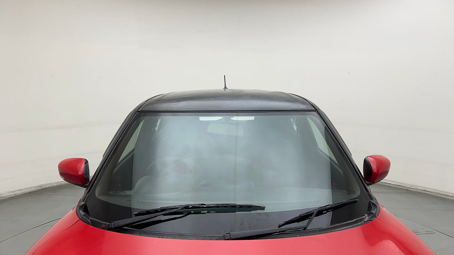 Used 2018 Maruti Suzuki Swift VXI CNG (Outside Fitted) Cng Manual exterior FRONT WINDSHIELD VIEW