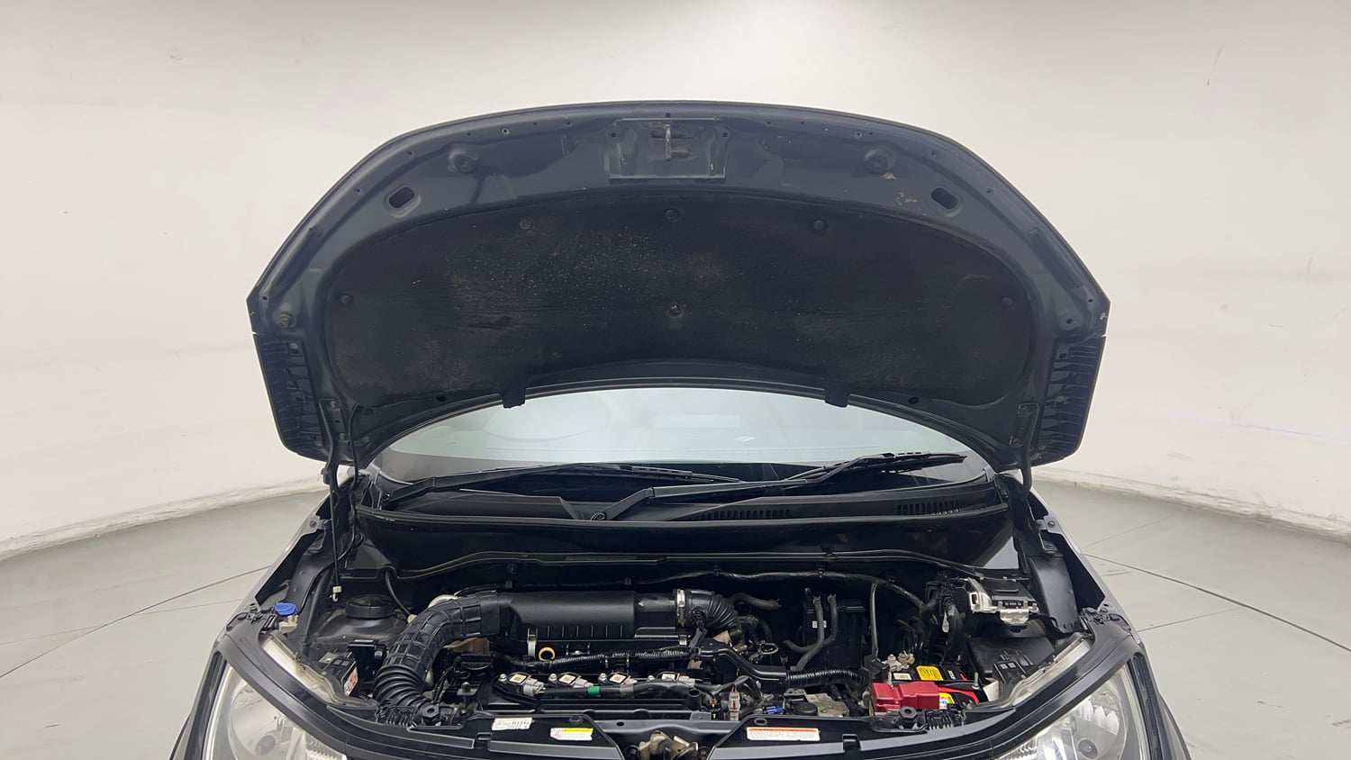 Used 2025 Maruti Suzuki Ignis Delta 1.2 AMT Petrol Automatic engine ENGINE & BONNET OPEN FRONT VIEW