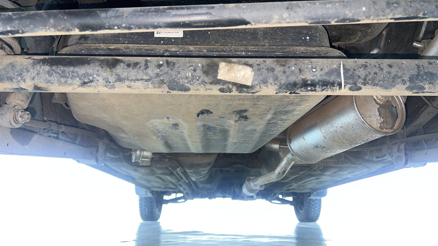 Used 2017 Maruti Suzuki Alto 800 VXi (O) Petrol Manual extra REAR UNDERBODY VIEW (TAKEN FROM REAR)