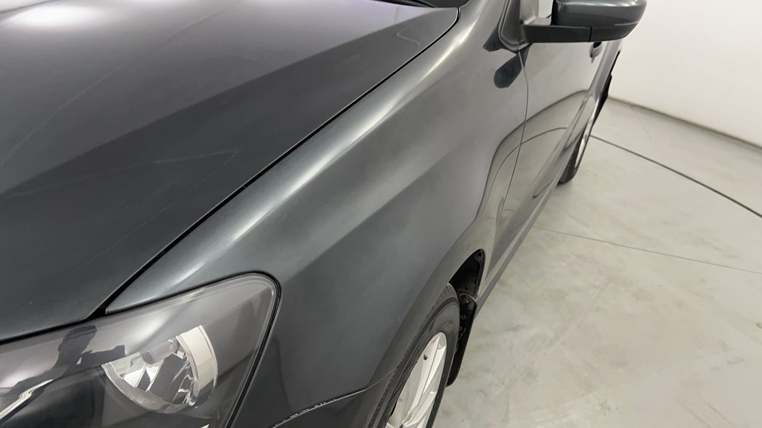 Used 2016 Volkswagen Polo Highline1.2L (P) Petrol Manual dents MINOR SCRATCH