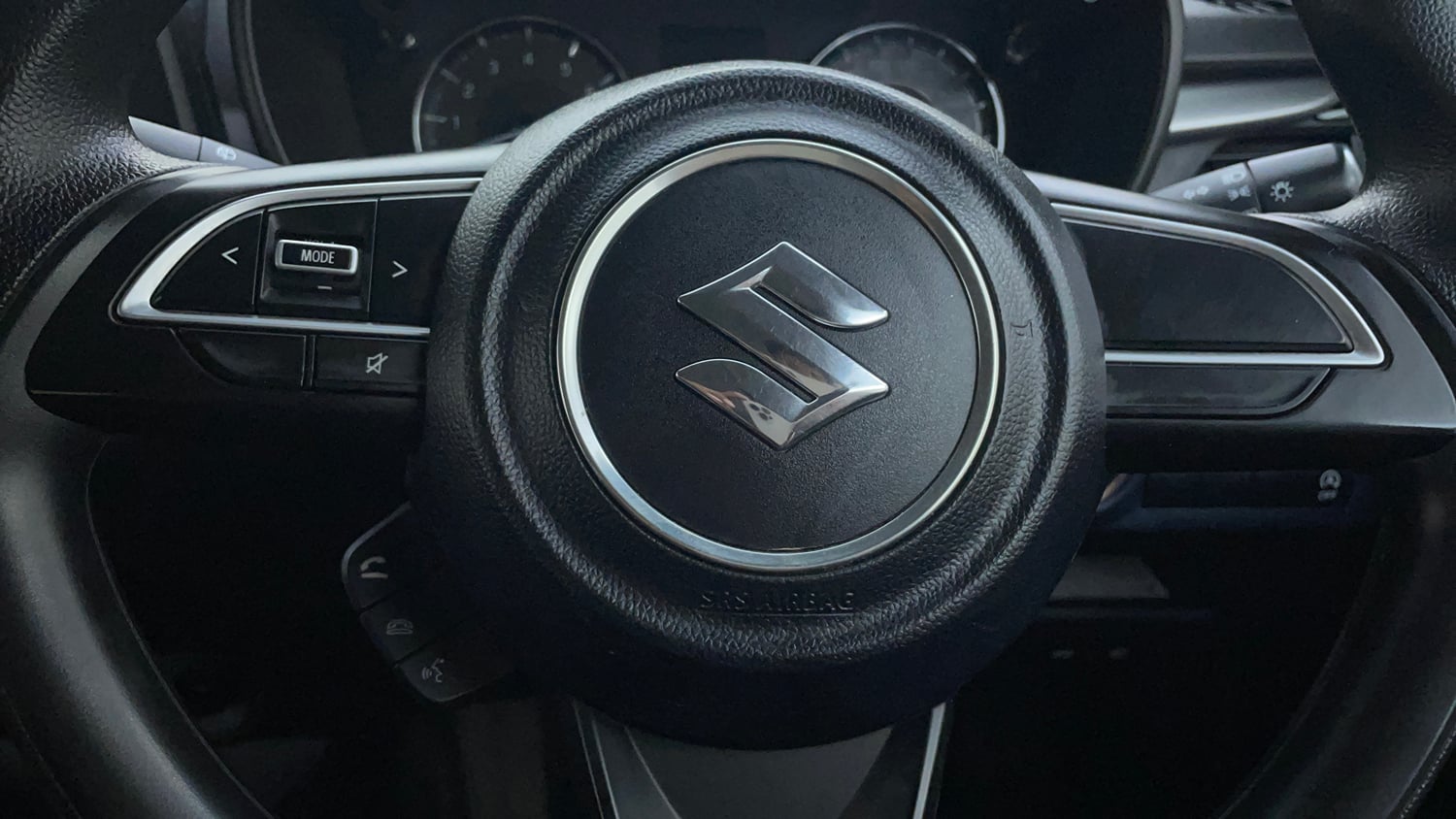 Used 2024 Maruti Suzuki Baleno Zeta AGS Petrol Automatic top_features Airbags