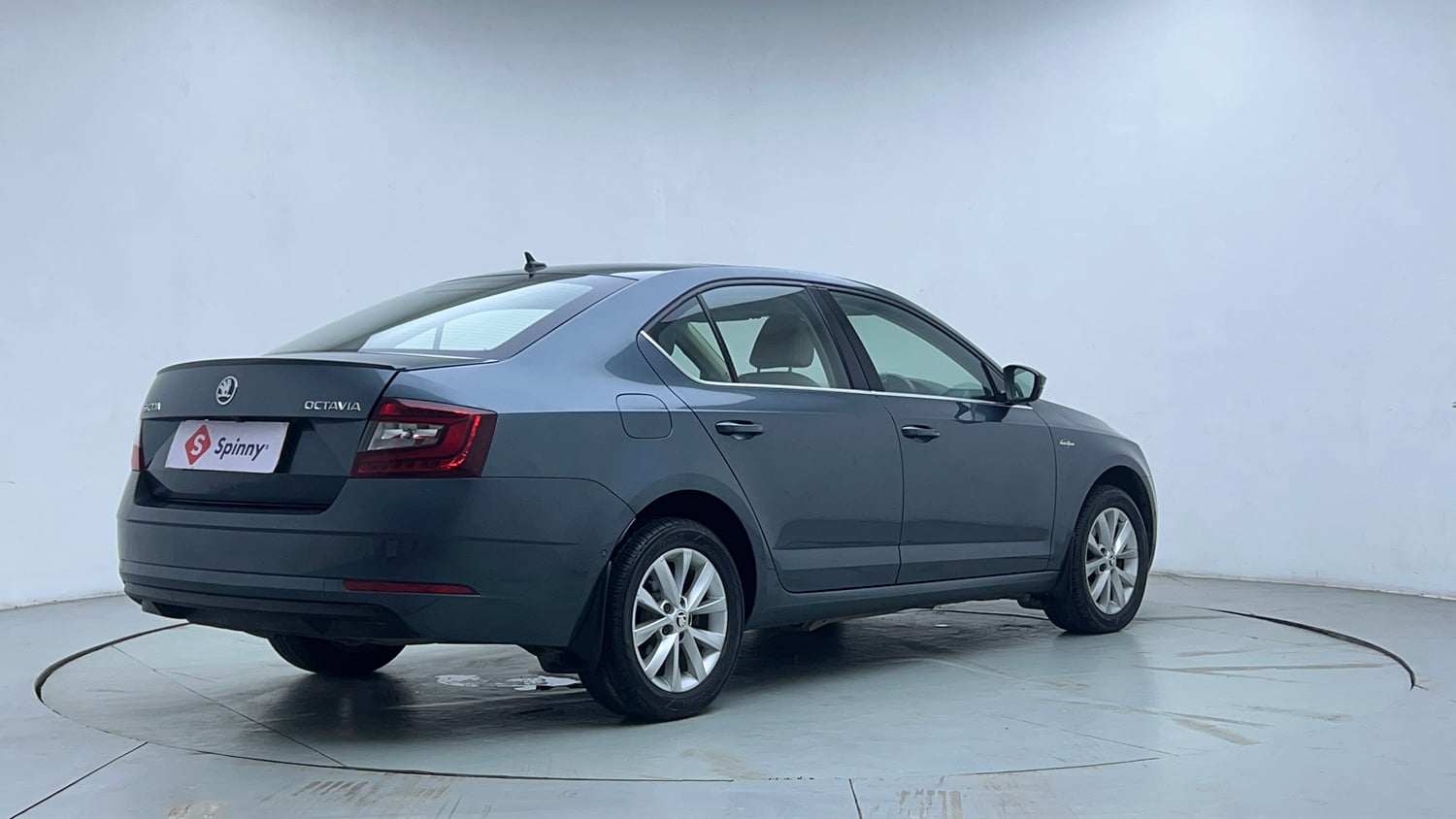 Used 2018 Skoda Octavia 1.8 TSI L&K Petrol Automatic exterior RIGHT REAR CORNER VIEW