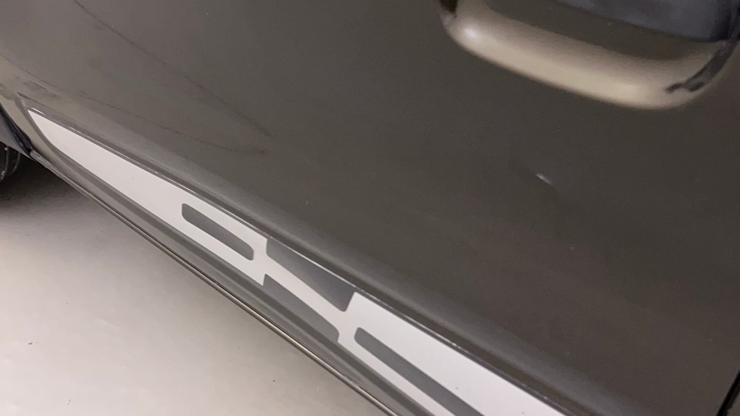Used 2016 Renault Kwid 1.0 RXT AMT Petrol Automatic dents MINOR DENT