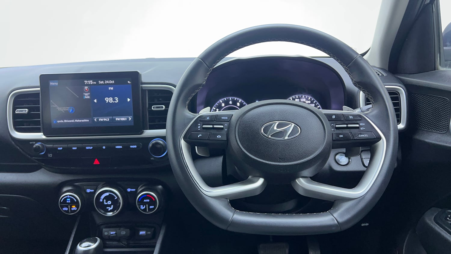 Used 2021 Hyundai Venue SX Plus 1.0 Turbo DCT Petrol Automatic interior STEERING VIEW