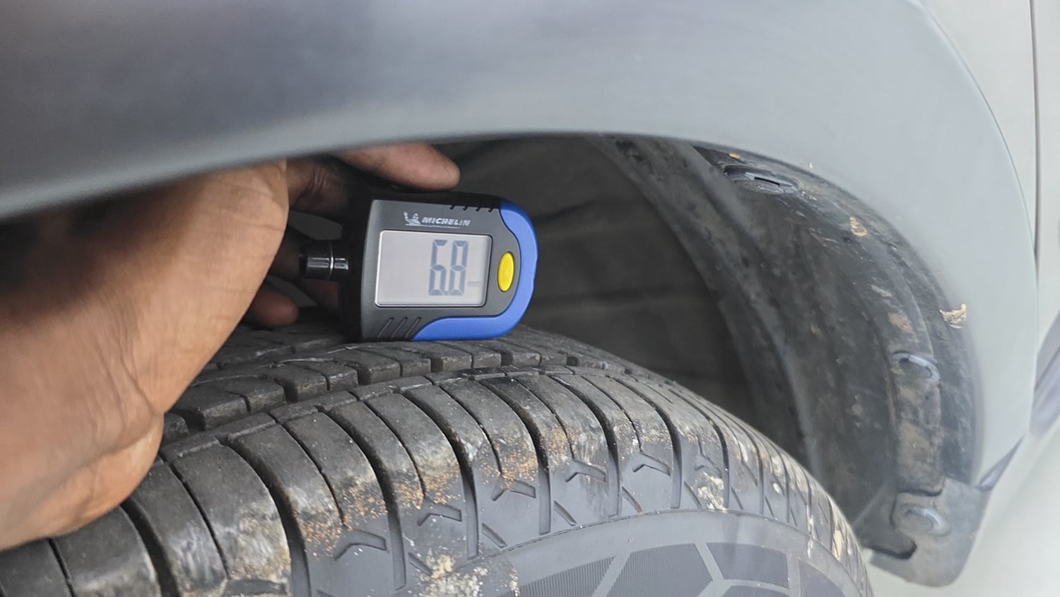 Used 2024 Maruti Suzuki Wagon R ZXI Plus 1.2 AGS Petrol Automatic tyres LEFT FRONT TYRE TREAD VIEW