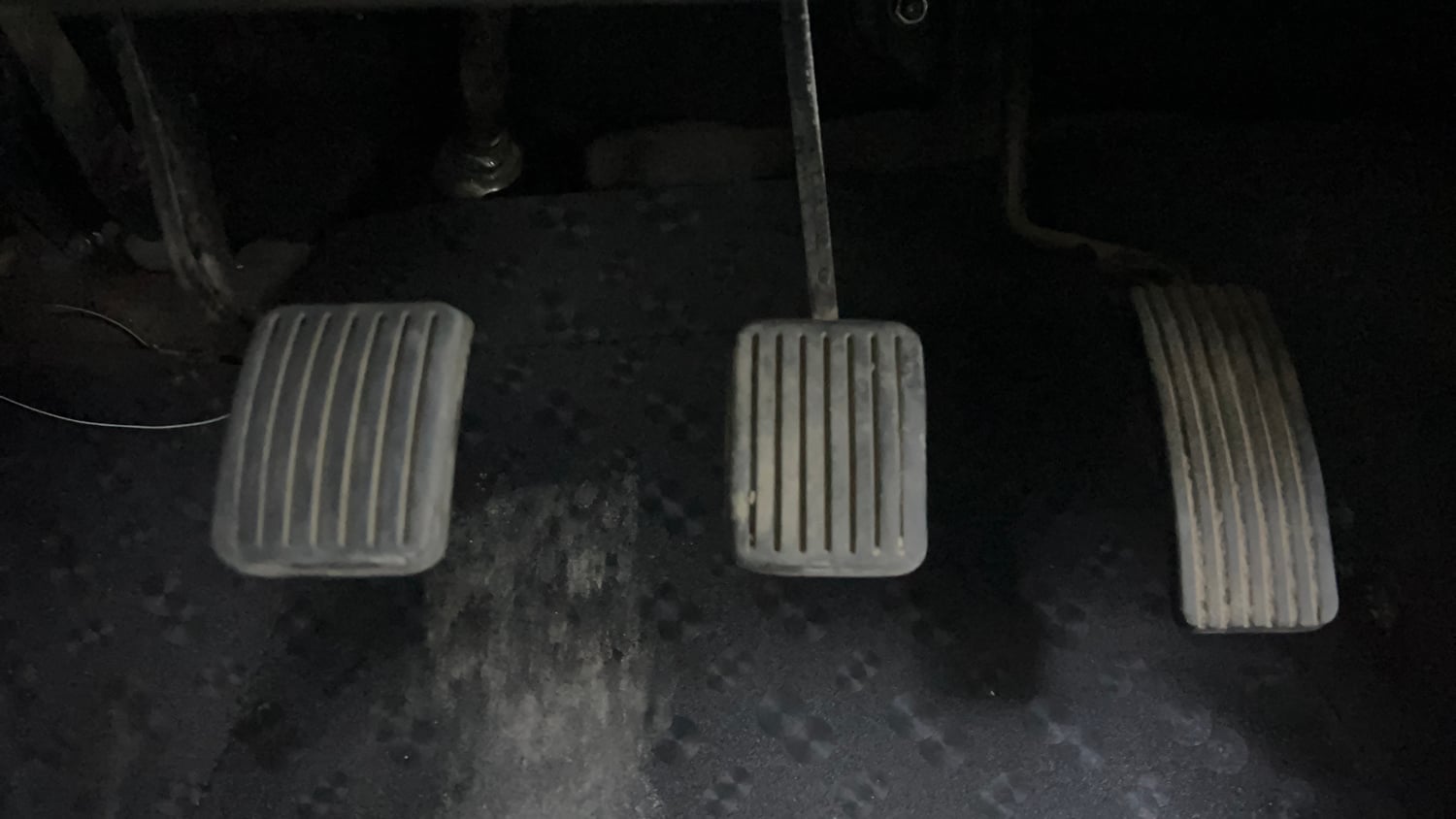 Used 2013 Hyundai i10 Magna 1.2 Kappa2 Petrol Manual interior PEDALS VIEW