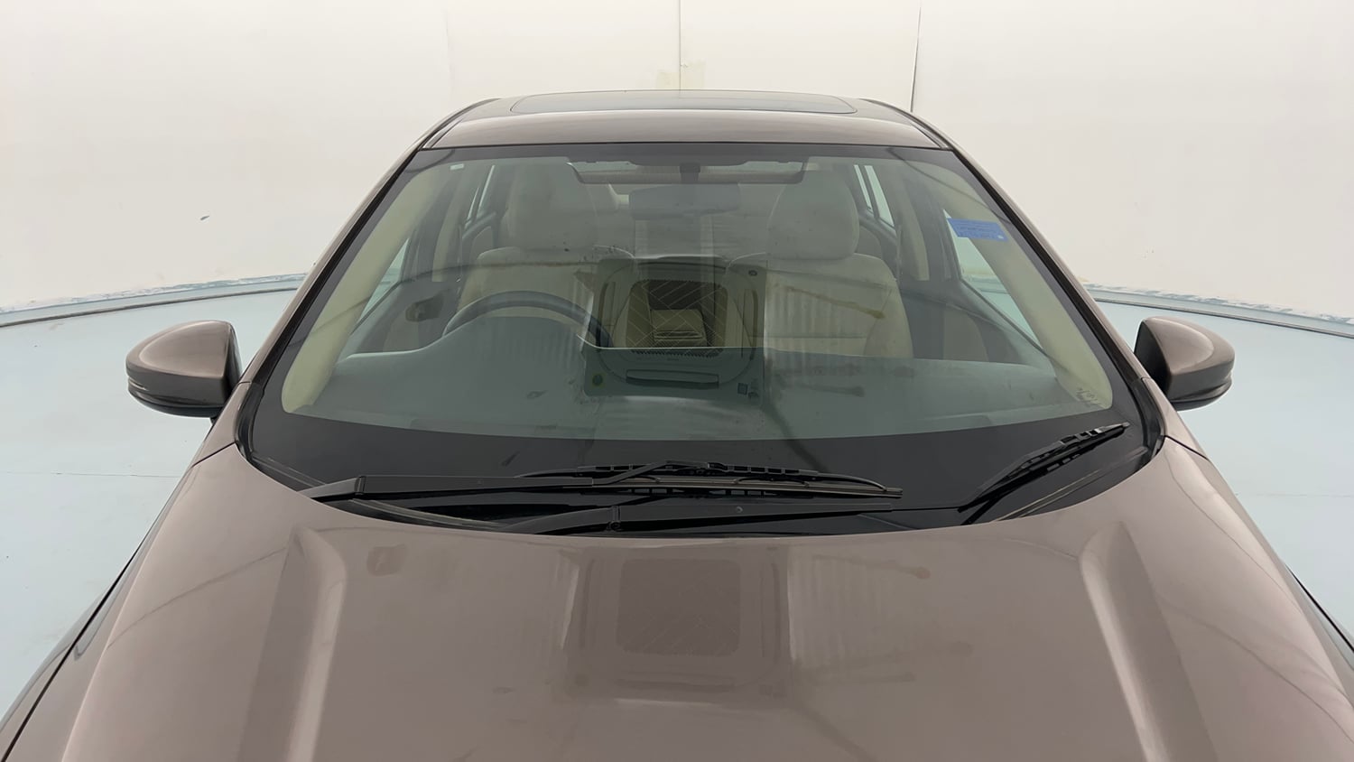 Used 2014 Honda City VX Petrol Manual exterior FRONT WINDSHIELD VIEW