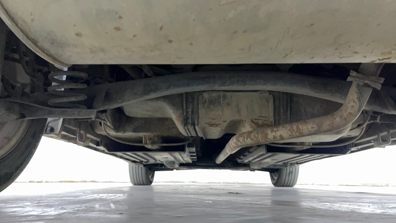 Used 2017 Maruti Suzuki S-Cross Alpha 1.6 Diesel Manual extra REAR UNDERBODY VIEW (TAKEN FROM REAR)