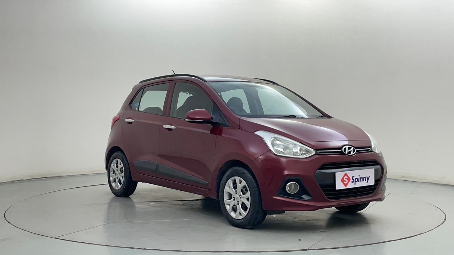 Used 2013 Hyundai Grand i10 Sportz 1.1 CRDi Diesel Manual exterior RIGHT FRONT CORNER VIEW