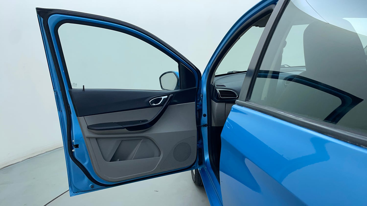Used 2017 Tata Tiago Revotron XZ Petrol Manual interior LEFT FRONT DOOR OPEN VIEW