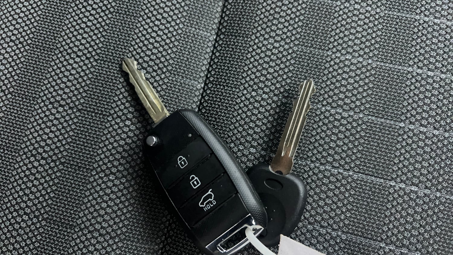Used 2022 Kia Sonet HTK Plus 1.2 Petrol Manual extra CAR KEY VIEW