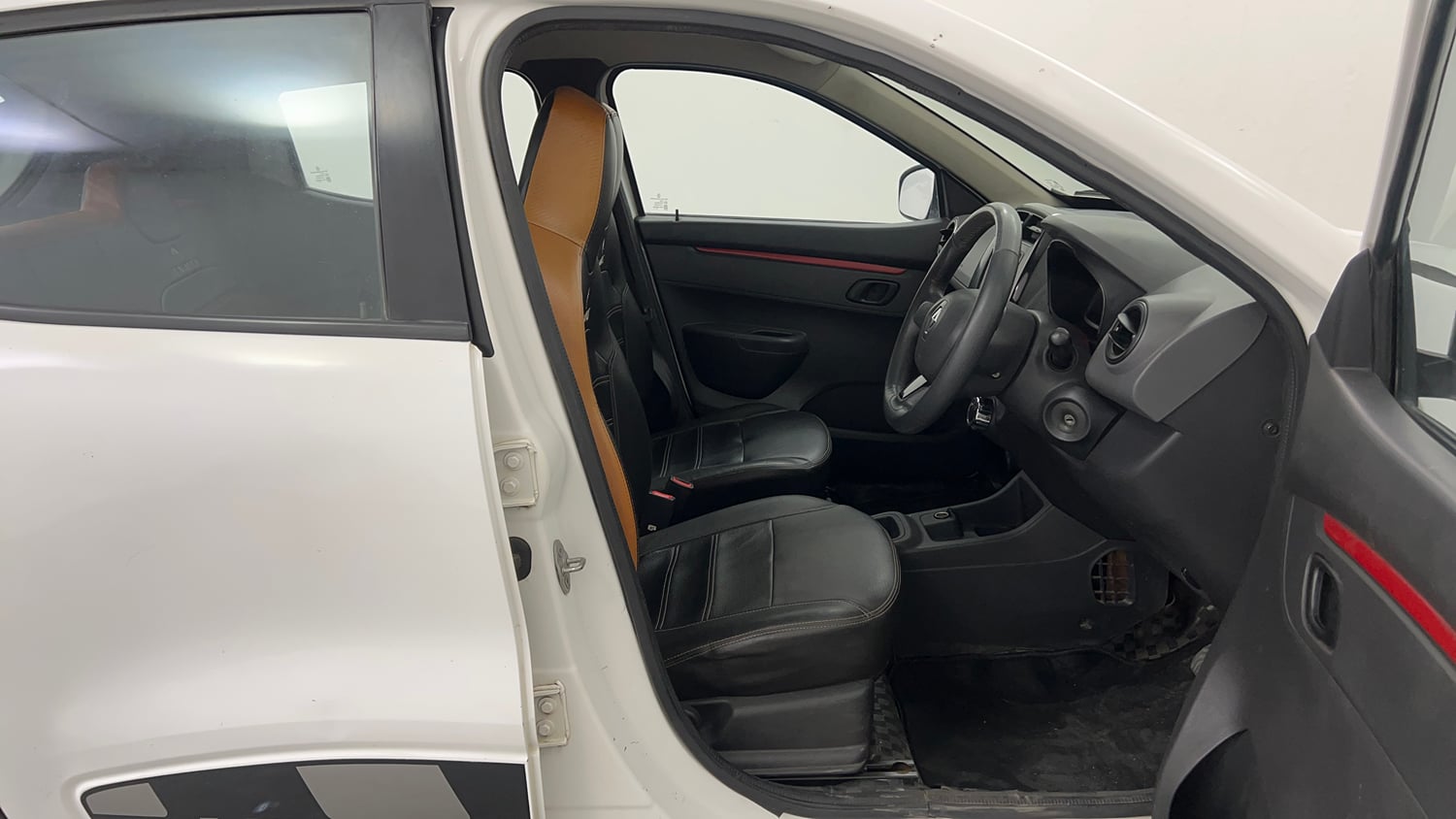 Used 2017 Renault Kwid 1.0 RXT AMT Petrol Automatic interior RIGHT SIDE FRONT DOOR CABIN VIEW