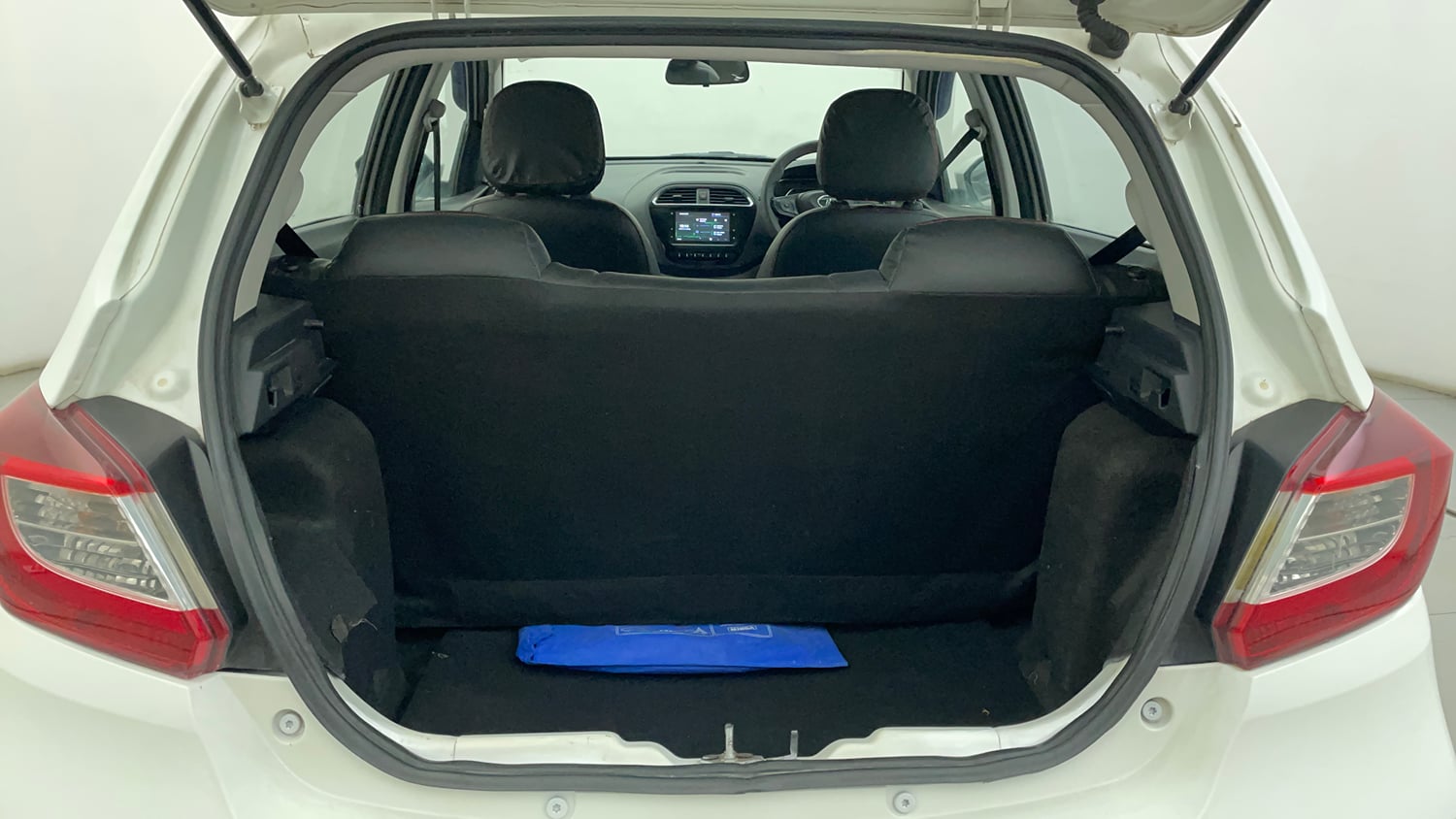Used 2020 Tata Tiago Revotron XZ Petrol Manual interior DICKY INSIDE VIEW
