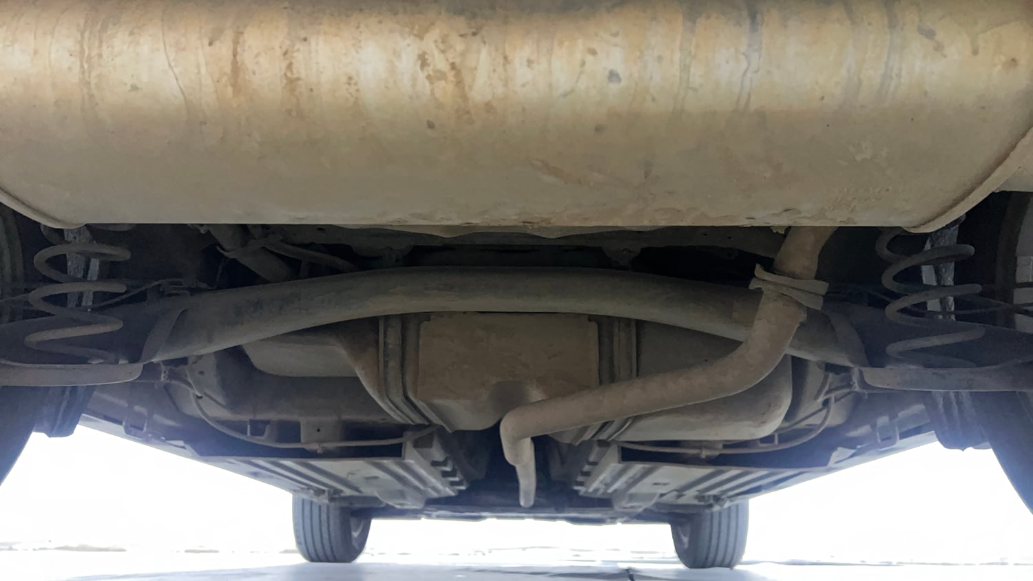 Used 2017 Maruti Suzuki Vitara Brezza [2016-2020] ZDi Plus Diesel Manual extra REAR UNDERBODY VIEW (TAKEN FROM REAR)