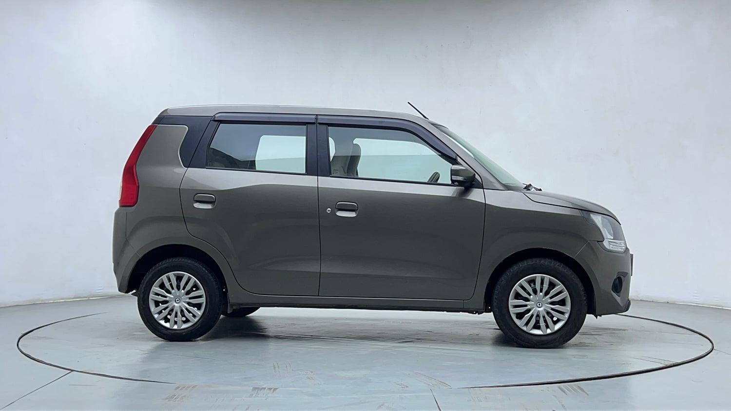Used 2019 Maruti Suzuki Wagon R ZXi 1.2 Petrol Manual exterior RIGHT SIDE VIEW