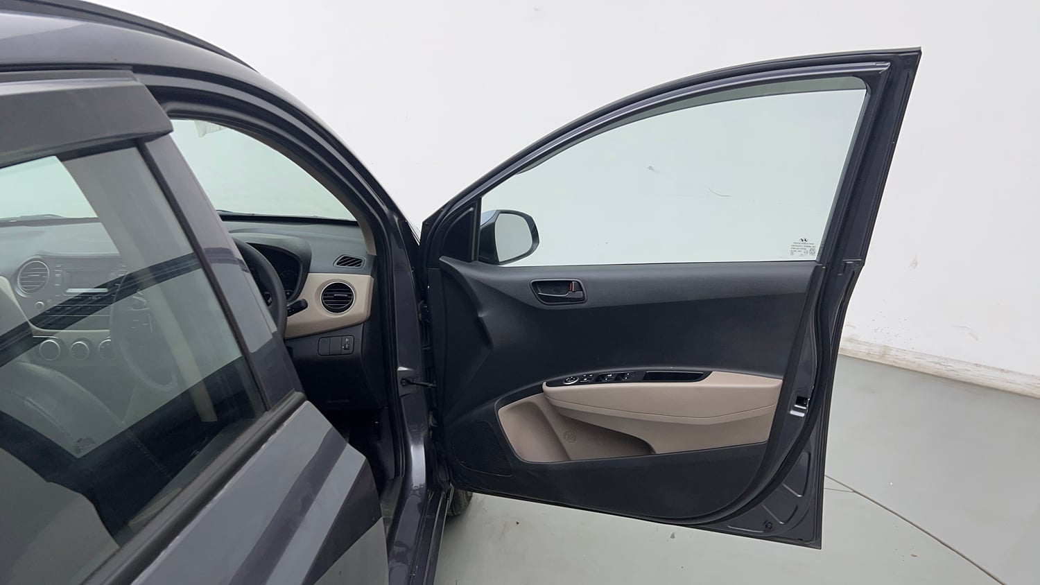 Used 2019 Hyundai Grand i10 Magna 1.2 Kappa VTVT Petrol Manual interior RIGHT FRONT DOOR OPEN VIEW